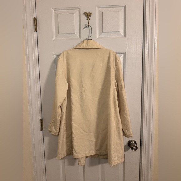 London Fog Women's Tan Trench Coat Size Medium Tan - Picture 5 of 5